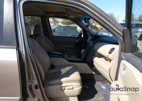 2010 Honda Pilot Ex-L z USA, uszkodzony, nr VIN 5FNYF4H57AB031287